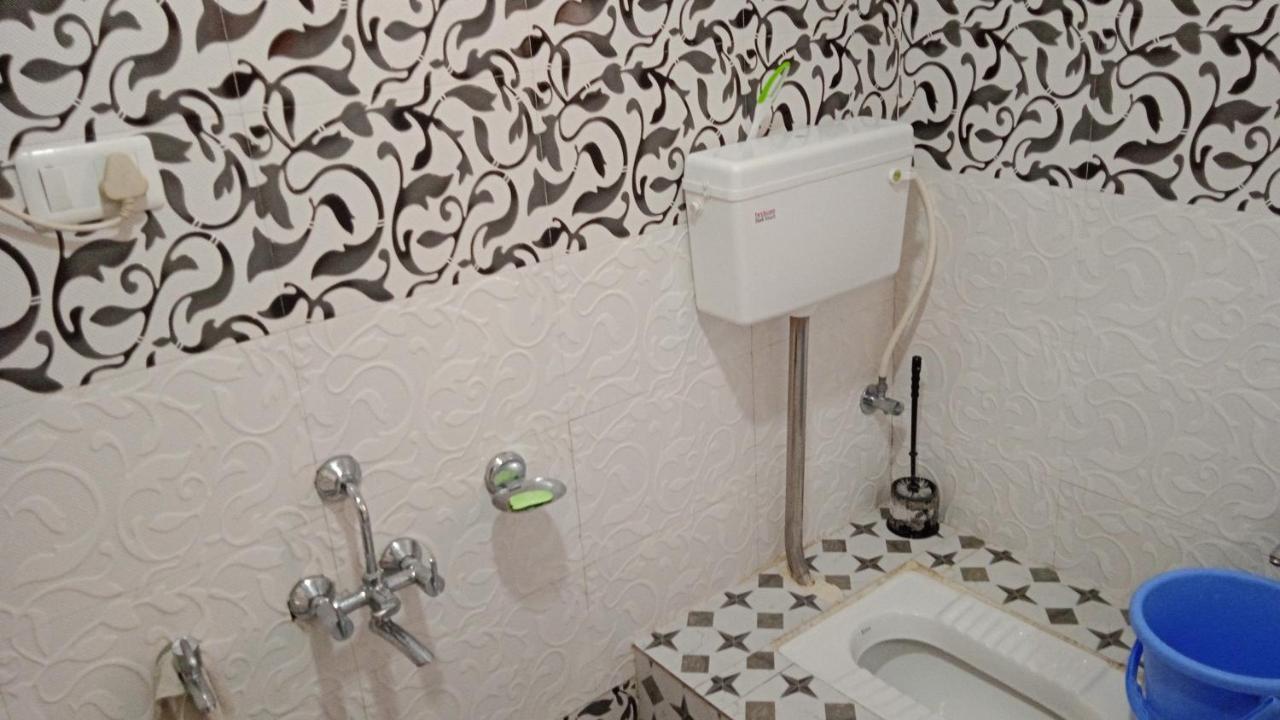 Mir Manzil Bed and Breakfast Srīnagar Buitenkant foto